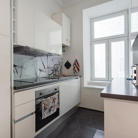Neu, Renoviert Und Ruhig, 20 Minuten Ins Zentrum Wien Exteriör bild