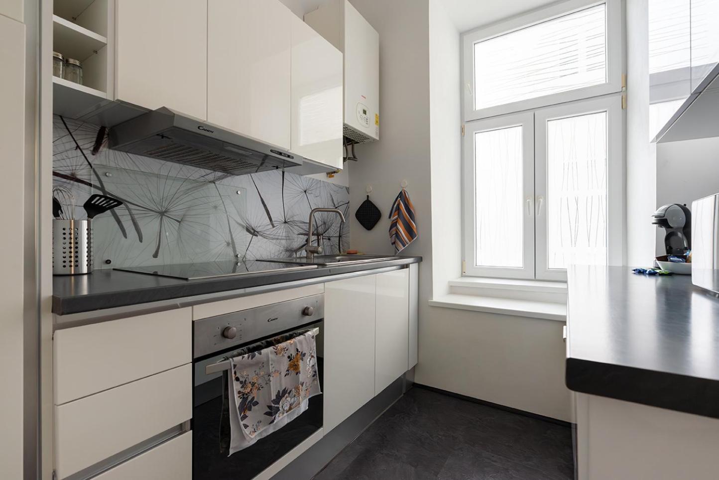 Neu, Renoviert Und Ruhig, 20 Minuten Ins Zentrum Wien Exteriör bild
